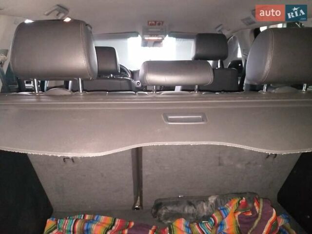 Серый Фольксваген Туарег, объемом двигателя 2.5 л и пробегом 324 тыс. км за 7500 $, фото 12 на Automoto.ua