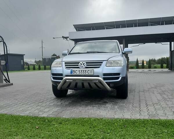 Серый Фольксваген Туарег, объемом двигателя 3.19 л и пробегом 319 тыс. км за 8500 $, фото 9 на Automoto.ua