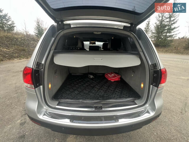 Сірий Фольксваген Туарег, об'ємом двигуна 3.2 л та пробігом 270 тис. км за 7200 $, фото 13 на Automoto.ua