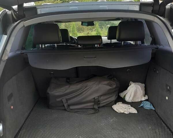 Серый Фольксваген Туарег, объемом двигателя 3.19 л и пробегом 319 тыс. км за 8500 $, фото 4 на Automoto.ua