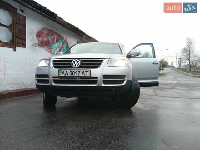 Серый Фольксваген Туарег, объемом двигателя 3.19 л и пробегом 158 тыс. км за 7000 $, фото 7 на Automoto.ua