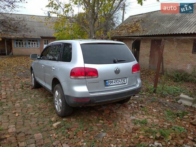 Серый Фольксваген Туарег, объемом двигателя 3.2 л и пробегом 390 тыс. км за 4300 $, фото 16 на Automoto.ua