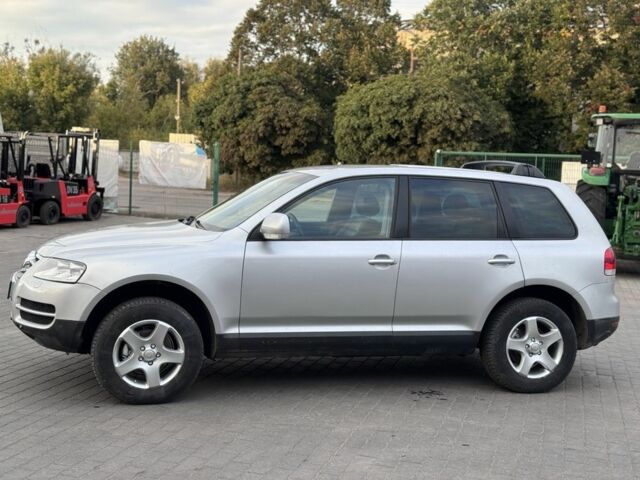 Серый Фольксваген Туарег, объемом двигателя 2.5 л и пробегом 354 тыс. км за 4499 $, фото 7 на Automoto.ua