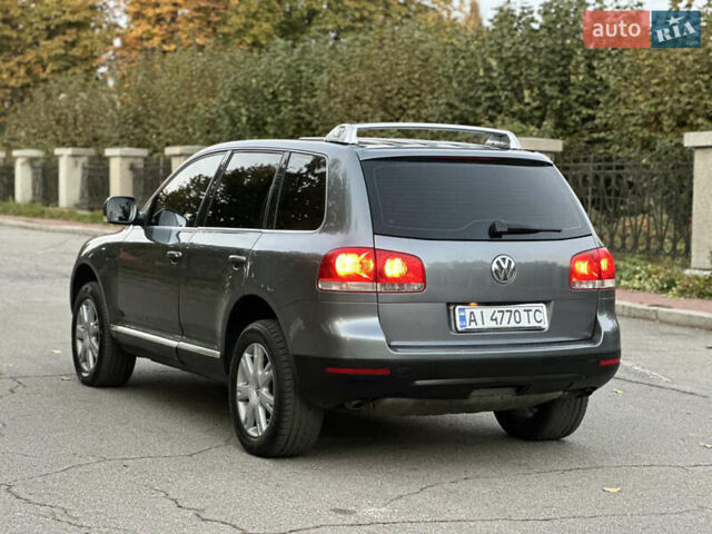 Серый Фольксваген Туарег, объемом двигателя 3 л и пробегом 220 тыс. км за 8250 $, фото 21 на Automoto.ua