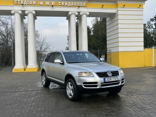 Серый Фольксваген Туарег, объемом двигателя 0 л и пробегом 200 тыс. км за 3600 $, фото 12 на Automoto.ua