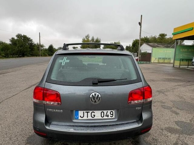 Сірий Фольксваген Туарег, об'ємом двигуна 2.5 л та пробігом 340 тис. км за 5000 $, фото 3 на Automoto.ua