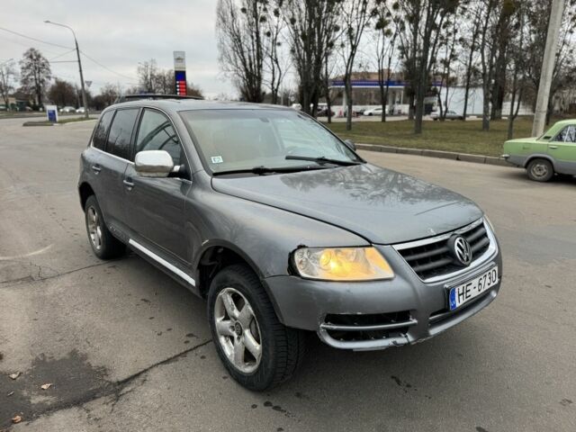 Сірий Фольксваген Туарег, об'ємом двигуна 3.2 л та пробігом 320 тис. км за 3400 $, фото 1 на Automoto.ua