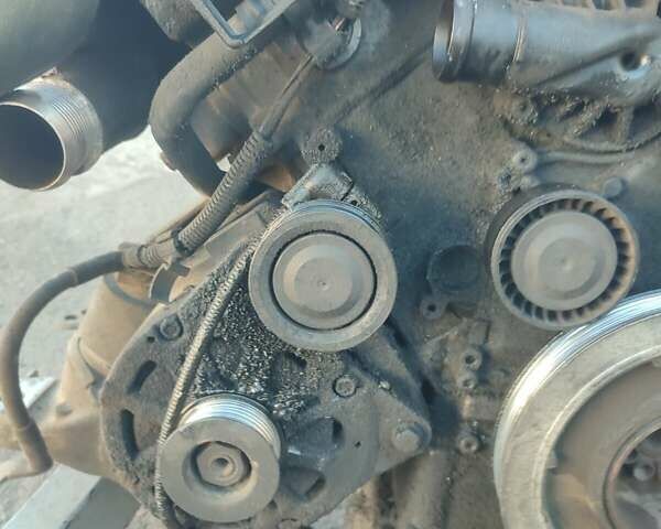 Серый Фольксваген Туарег, объемом двигателя 2.97 л и пробегом 490 тыс. км за 10350 $, фото 1 на Automoto.ua