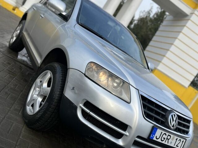 Серый Фольксваген Туарег, объемом двигателя 0 л и пробегом 200 тыс. км за 3600 $, фото 7 на Automoto.ua