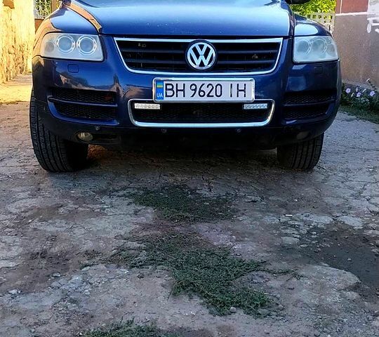 Серый Фольксваген Туарег, объемом двигателя 3 л и пробегом 200 тыс. км за 6000 $, фото 4 на Automoto.ua