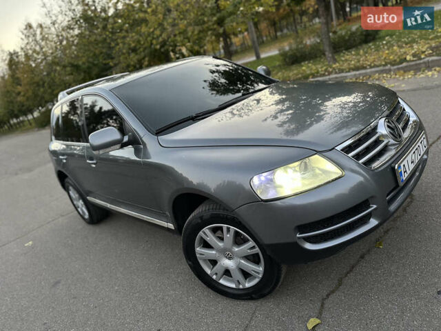 Серый Фольксваген Туарег, объемом двигателя 3 л и пробегом 220 тыс. км за 8250 $, фото 26 на Automoto.ua