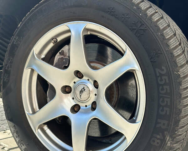 Серый Фольксваген Туарег, объемом двигателя 4.92 л и пробегом 286 тыс. км за 8700 $, фото 12 на Automoto.ua