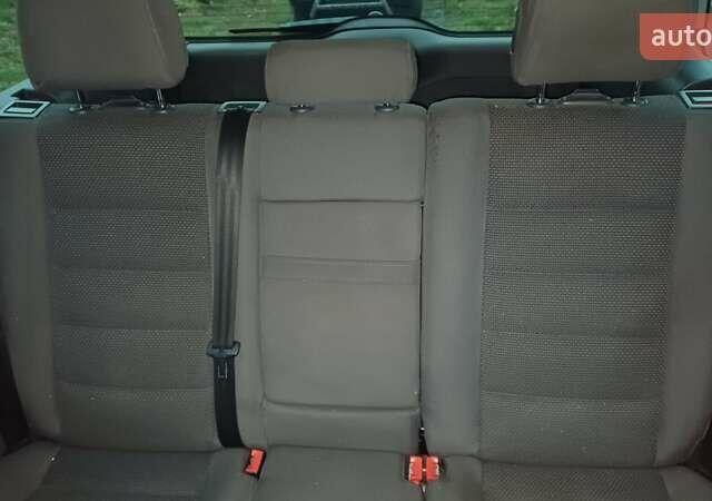 Сірий Фольксваген Туарег, об'ємом двигуна 2.5 л та пробігом 340 тис. км за 9600 $, фото 15 на Automoto.ua