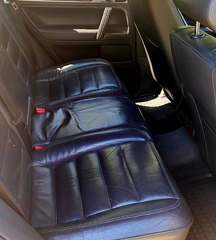 Сірий Фольксваген Туарег, об'ємом двигуна 3.2 л та пробігом 404 тис. км за 8000 $, фото 7 на Automoto.ua