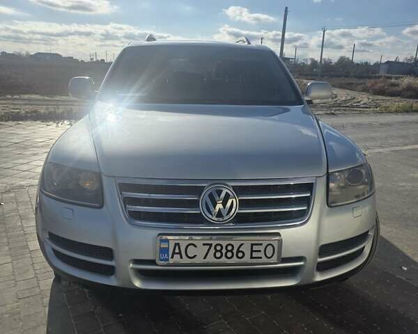 Фольксваген Туарег 2006 у Вилкове на Automoto.ua Сірий Фольксваген Туарег, об'ємом двигуна 2.46 л та пробігом 289 тис. км за 9500 $, фото 5 на Automoto.ua