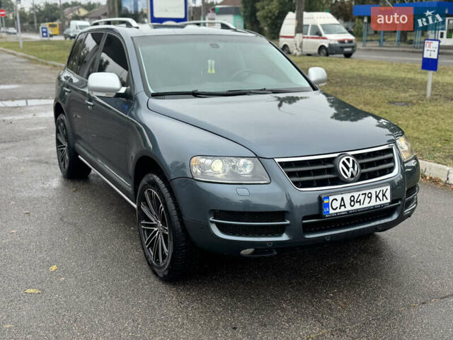 Сірий Фольксваген Туарег, об'ємом двигуна 2.97 л та пробігом 292 тис. км за 10900 $, фото 3 на Automoto.ua