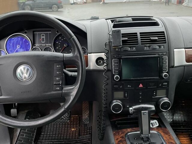 Сірий Фольксваген Туарег, об'ємом двигуна 3.6 л та пробігом 295 тис. км за 5500 $, фото 7 на Automoto.ua