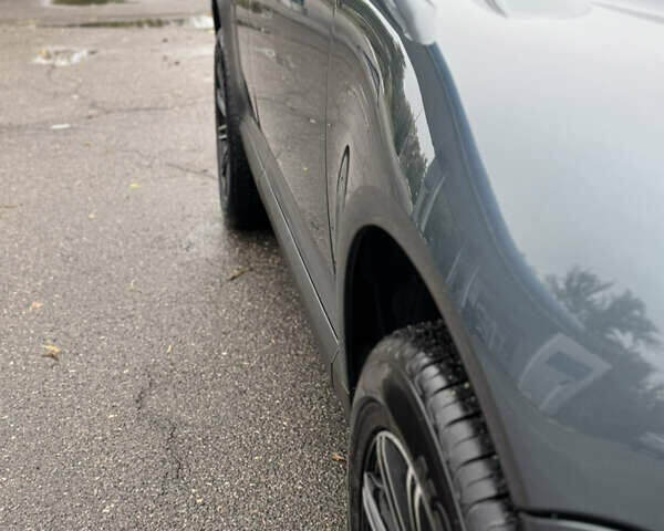 Сірий Фольксваген Туарег, об'ємом двигуна 2.97 л та пробігом 292 тис. км за 10900 $, фото 12 на Automoto.ua