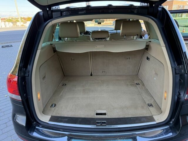 Сірий Фольксваген Туарег, об'ємом двигуна 3 л та пробігом 300 тис. км за 6900 $, фото 20 на Automoto.ua