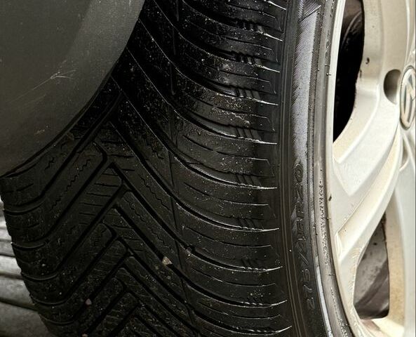 Серый Фольксваген Туарег, объемом двигателя 3 л и пробегом 287 тыс. км за 7150 $, фото 10 на Automoto.ua