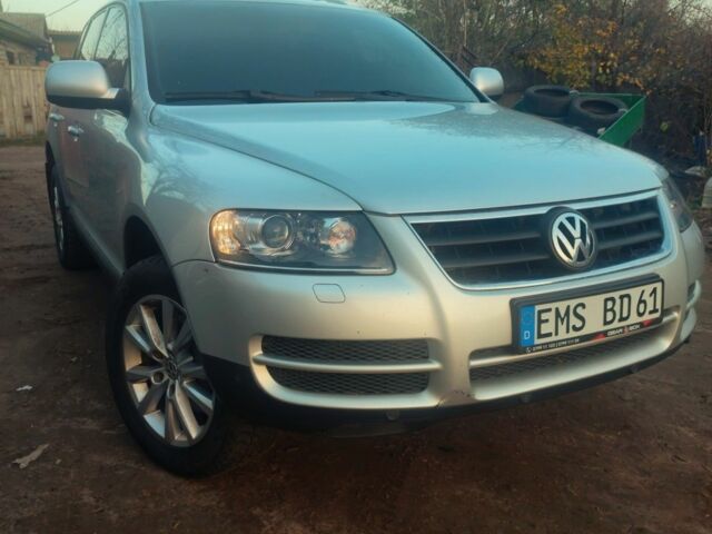 Серый Фольксваген Туарег, объемом двигателя 0 л и пробегом 270 тыс. км за 6961 $, фото 1 на Automoto.ua