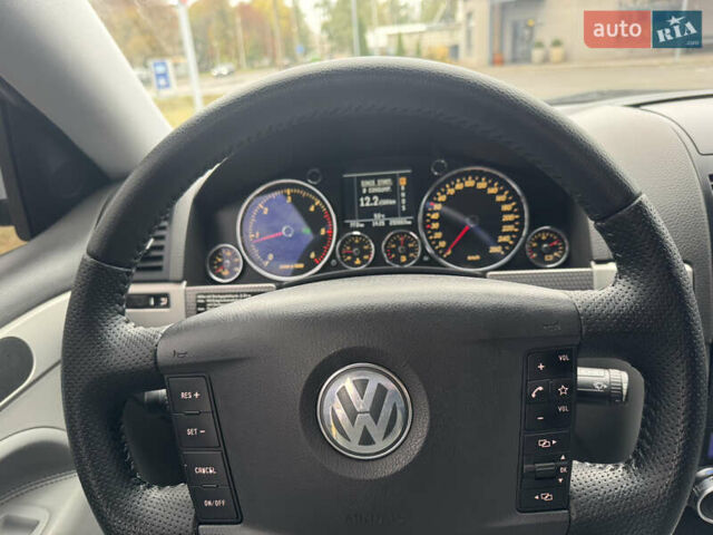 Сірий Фольксваген Туарег, об'ємом двигуна 2.97 л та пробігом 292 тис. км за 10900 $, фото 15 на Automoto.ua
