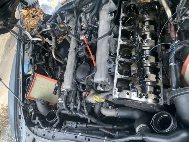 Сірий Фольксваген Туарег, об'ємом двигуна 5 л та пробігом 260 тис. км за 3100 $, фото 21 на Automoto.ua