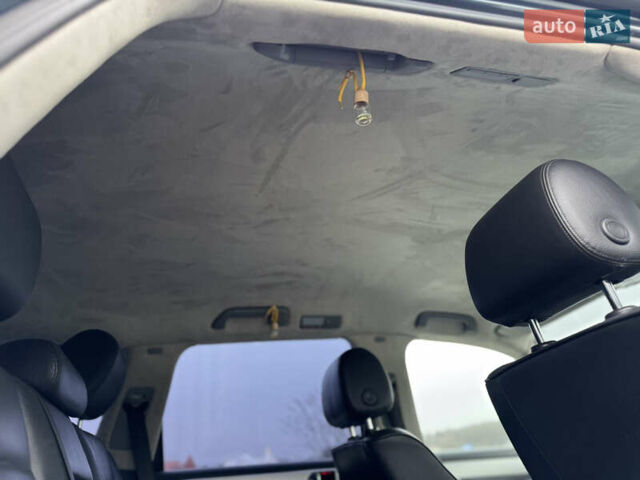 Сірий Фольксваген Туарег, об'ємом двигуна 3 л та пробігом 390 тис. км за 8700 $, фото 19 на Automoto.ua