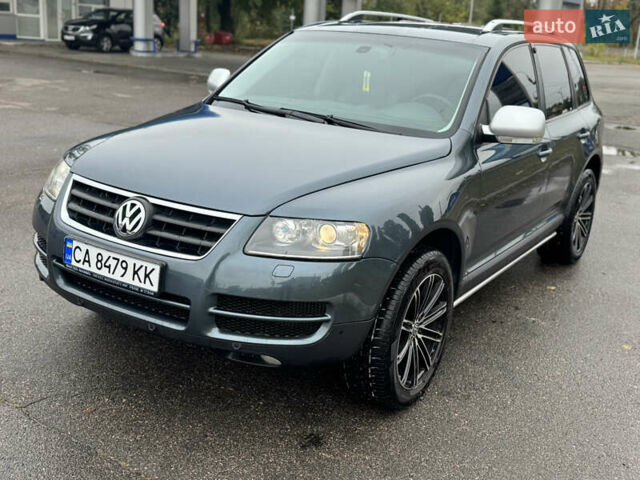 Сірий Фольксваген Туарег, об'ємом двигуна 2.97 л та пробігом 292 тис. км за 10900 $, фото 2 на Automoto.ua