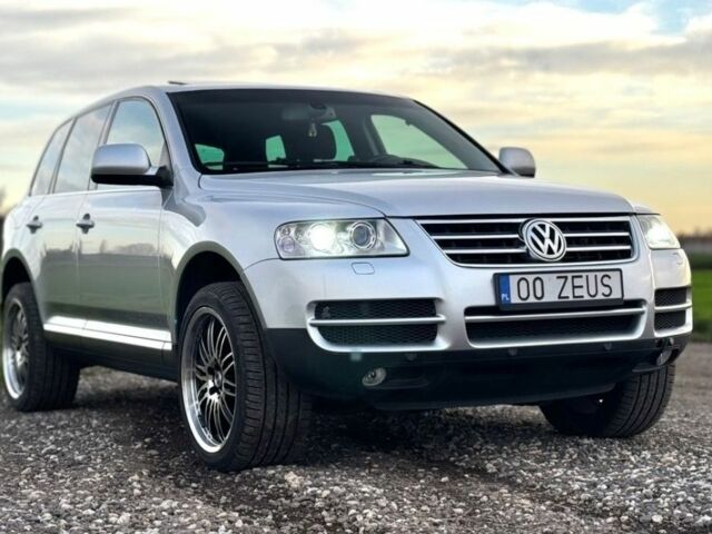 Сірий Фольксваген Туарег, об'ємом двигуна 3 л та пробігом 234 тис. км за 3800 $, фото 2 на Automoto.ua