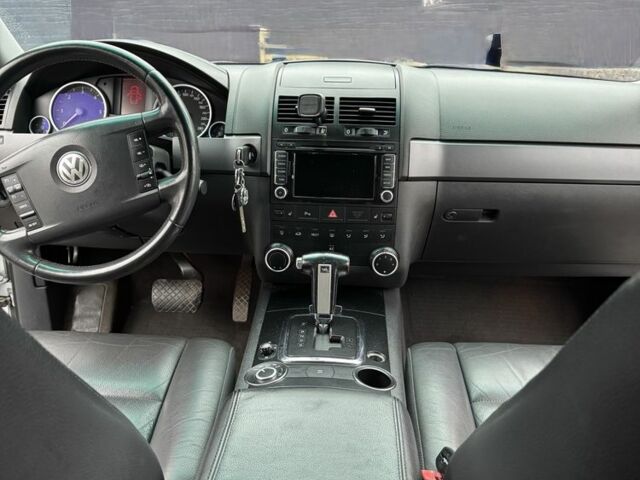 Фольксваген Туарег 2007 в Киеве на Automoto.ua Серый Фольксваген Туарег, объемом двигателя 3 л и пробегом 339 тыс. км за 11000 $, фото 4 на Automoto.ua