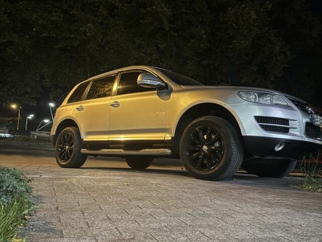 Фольксваген Туарег 2007 в Киеве на Automoto.ua Серый Фольксваген Туарег, объемом двигателя 3 л и пробегом 339 тыс. км за 11000 $, фото 7 на Automoto.ua
