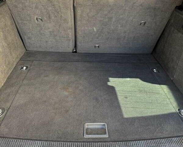 Фольксваген Туарег 2007 в Киеве на Automoto.ua Серый Фольксваген Туарег, объемом двигателя 3 л и пробегом 298 тыс. км за 10999 $, фото 31 на Automoto.ua