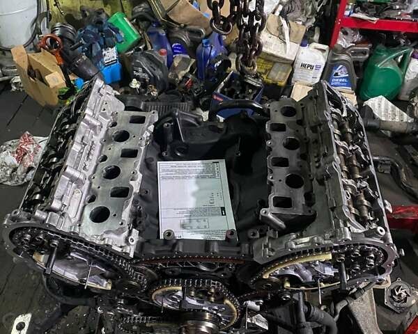 Серый Фольксваген Туарег, объемом двигателя 2.97 л и пробегом 260 тыс. км за 9999 $, фото 8 на Automoto.ua