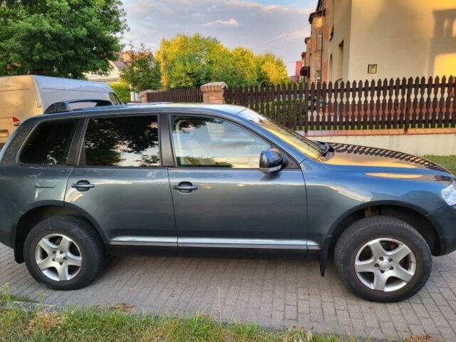 Сірий Фольксваген Туарег, об'ємом двигуна 0 л та пробігом 245 тис. км за 3000 $, фото 2 на Automoto.ua