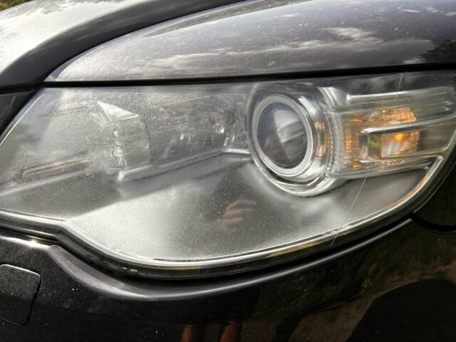 Серый Фольксваген Туарег, объемом двигателя 3 л и пробегом 321 тыс. км за 7500 $, фото 6 на Automoto.ua