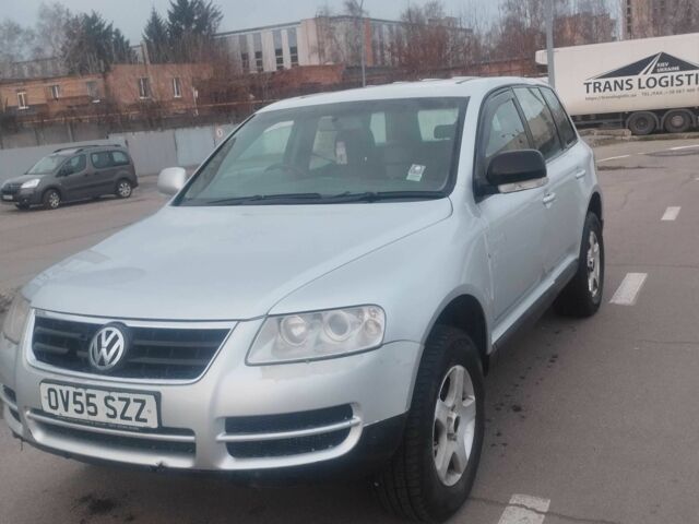 Серый Фольксваген Туарег, объемом двигателя 2.5 л и пробегом 2 тыс. км за 4000 $, фото 1 на Automoto.ua