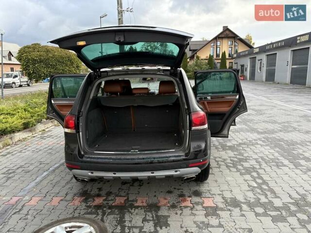 Серый Фольксваген Туарег, объемом двигателя 3 л и пробегом 230 тыс. км за 10500 $, фото 15 на Automoto.ua