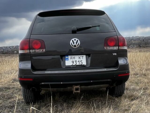 Сірий Фольксваген Туарег, об'ємом двигуна 3.6 л та пробігом 260 тис. км за 9000 $, фото 7 на Automoto.ua