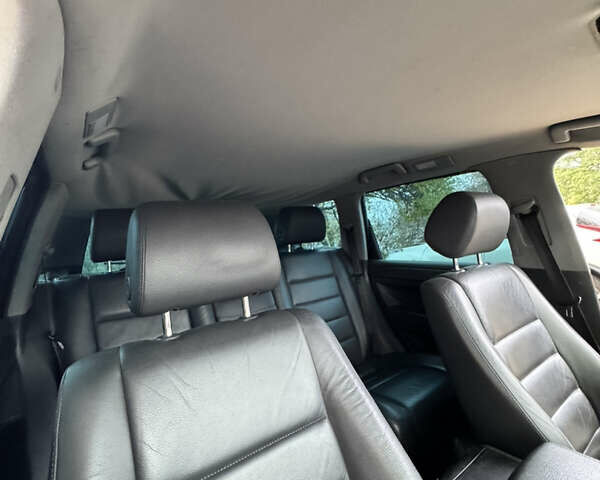 Фольксваген Туарег 2007 в Киеве на Automoto.ua Серый Фольксваген Туарег, объемом двигателя 3 л и пробегом 415 тыс. км за 9500 $, фото 22 на Automoto.ua