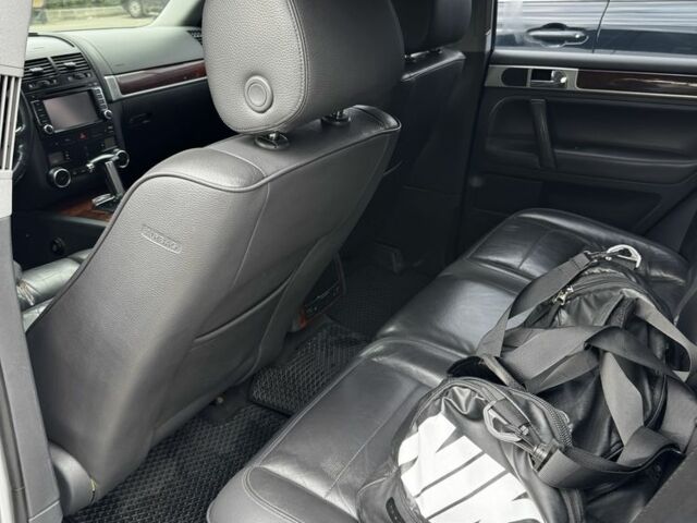 Фольксваген Туарег 2007 у Харкові на Automoto.ua Сірий Фольксваген Туарег, об'ємом двигуна 3.2 л та пробігом 294 тис. км за 11000 $, фото 7 на Automoto.ua