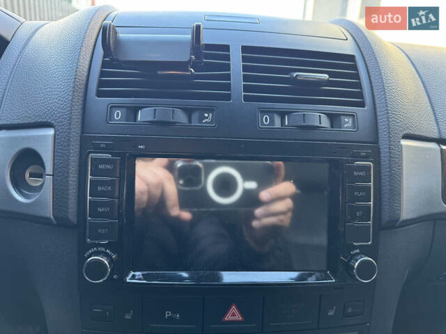 Серый Фольксваген Туарег, объемом двигателя 3.6 л и пробегом 224 тыс. км за 11300 $, фото 12 на Automoto.ua