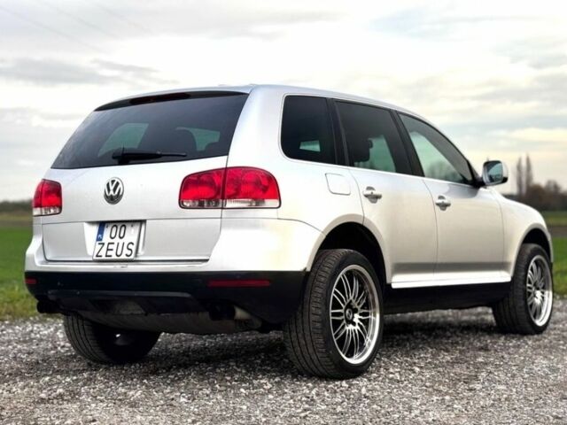 Серый Фольксваген Туарег, объемом двигателя 3 л и пробегом 219 тыс. км за 4400 $, фото 5 на Automoto.ua