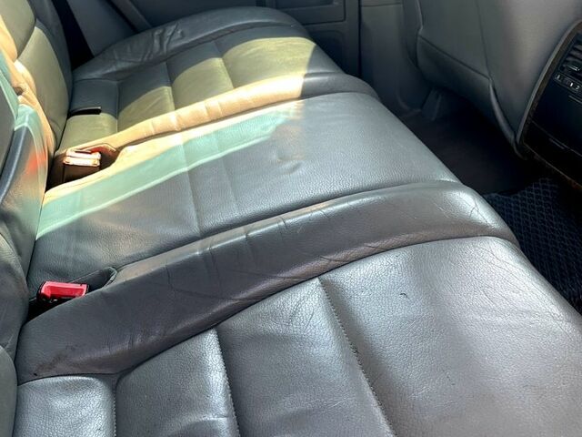 Сірий Фольксваген Туарег, об'ємом двигуна 3 л та пробігом 314 тис. км за 11500 $, фото 6 на Automoto.ua