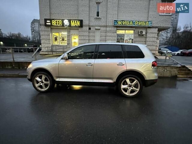 Серый Фольксваген Туарег, объемом двигателя 3.6 л и пробегом 295 тыс. км за 8800 $, фото 17 на Automoto.ua