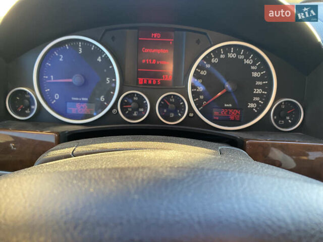 Фольксваген Туарег 2007 у Збараже на Automoto.ua Сірий Фольксваген Туарег, об'ємом двигуна 3 л та пробігом 227 тис. км за 10000 $, фото 22 на Automoto.ua