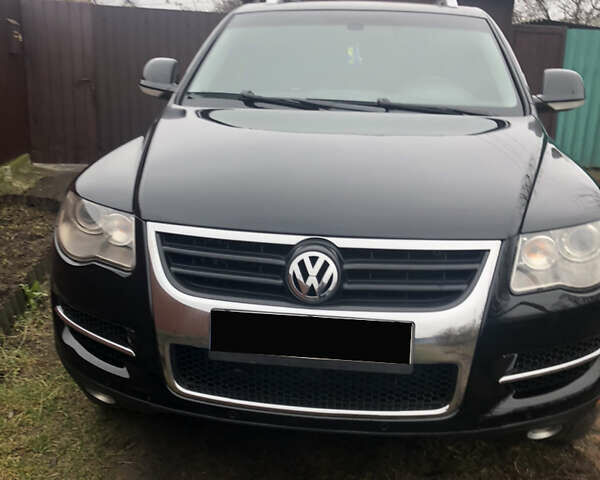 Серый Фольксваген Туарег, объемом двигателя 3.6 л и пробегом 290 тыс. км за 12000 $, фото 19 на Automoto.ua