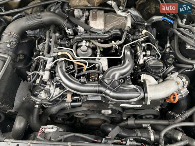 Сірий Фольксваген Туарег, об'ємом двигуна 3 л та пробігом 264 тис. км за 13200 $, фото 30 на Automoto.ua