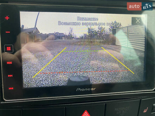 Сірий Фольксваген Туарег, об'ємом двигуна 3 л та пробігом 264 тис. км за 13200 $, фото 28 на Automoto.ua