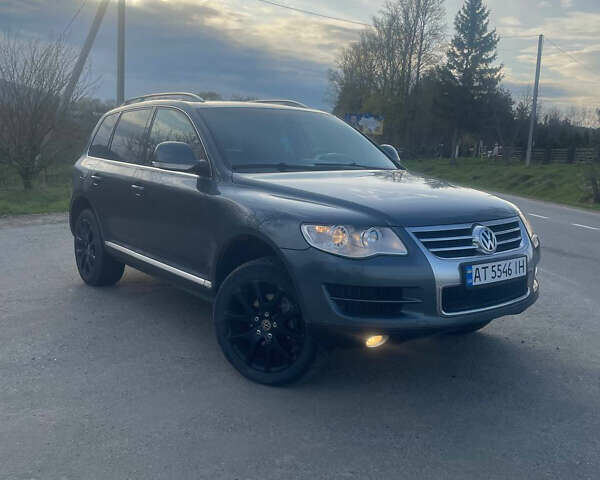 Фольксваген Туарег 2007 у Івано-Франківську на Automoto.ua Сірий Фольксваген Туарег, об'ємом двигуна 3 л та пробігом 235 тис. км за 12650 $, фото 17 на Automoto.ua